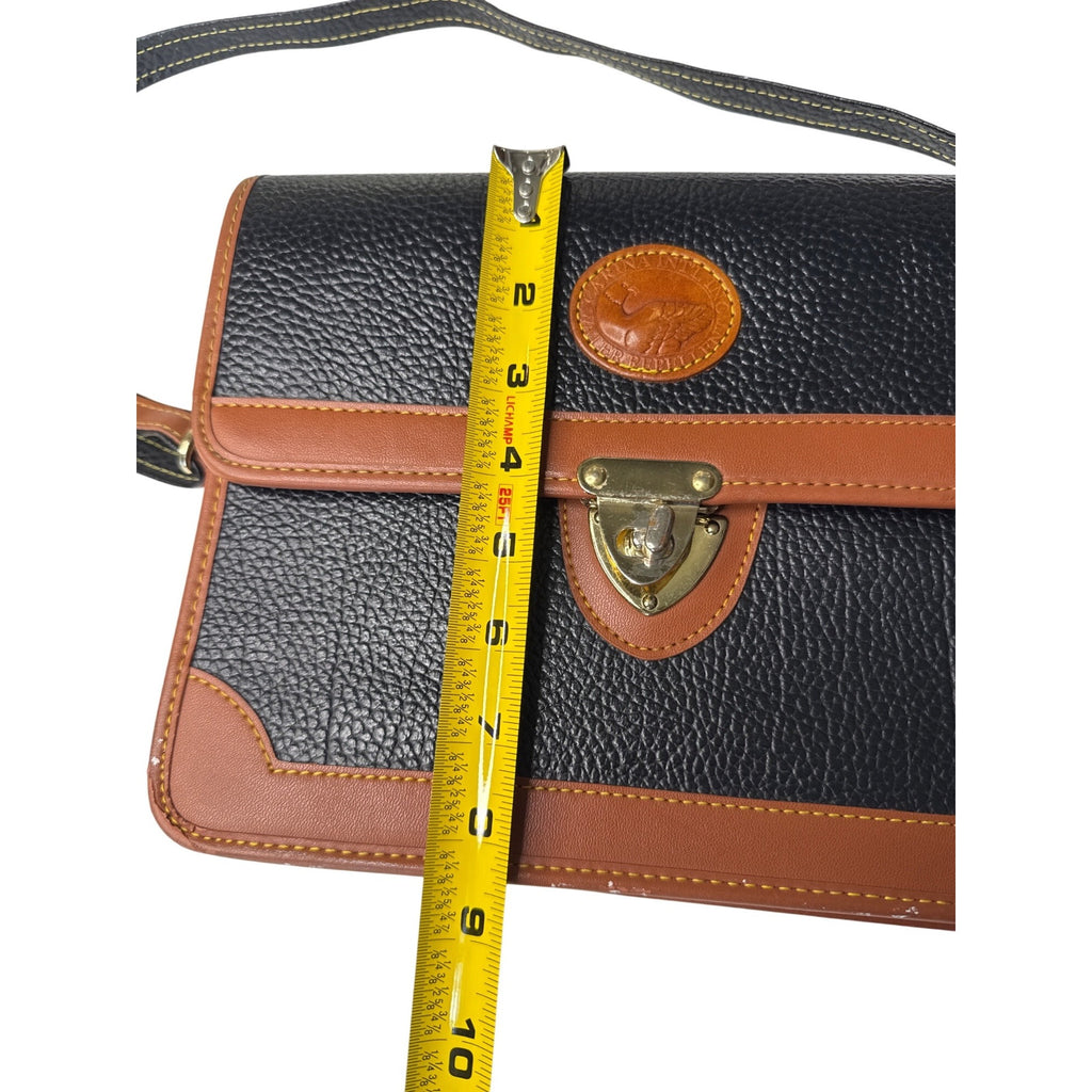 Carina Intl Inc Vintage Black & Tan Waterproof Pebble Leather Satchel Briefcase With Adjustable Strap And Brass Clasp Closure