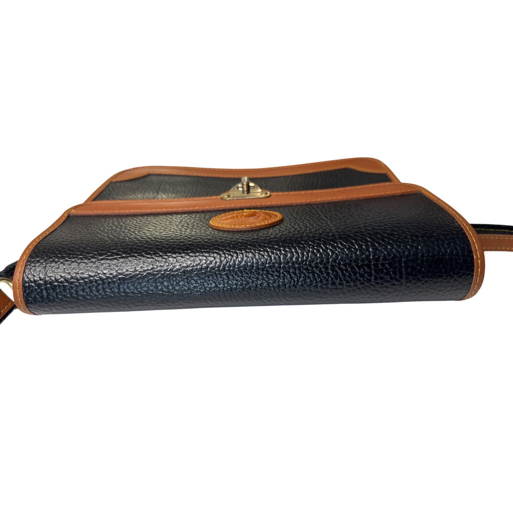 Carina Intl Inc Vintage Black & Tan Waterproof Pebble Leather Satchel Briefcase With Adjustable Strap And Brass Clasp Closure