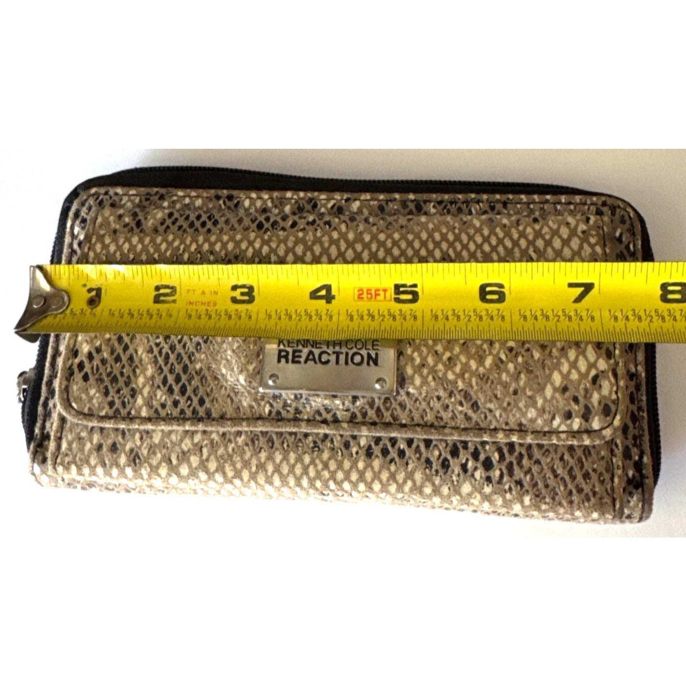 Kenneth Cole Reaction Beige Snake Print Wallet