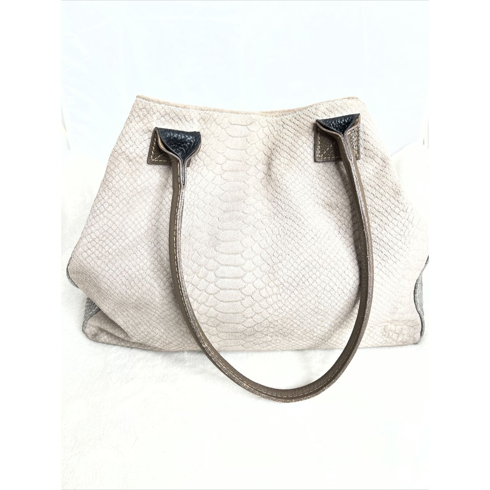 Genuine Leather Snake-Embossed Tote Bag With Double Handles Made In Italy Beige & Taupe