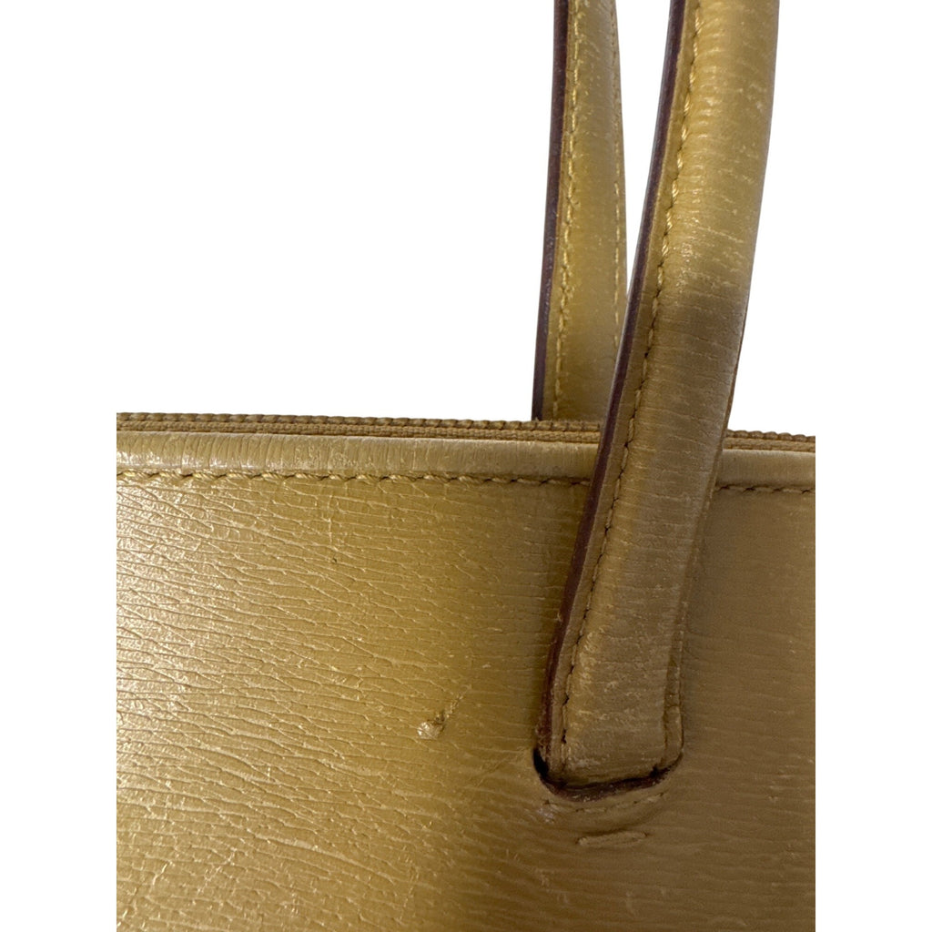 Gucci Beige Leather Tote Bag With Double Handles & Zipper Closure