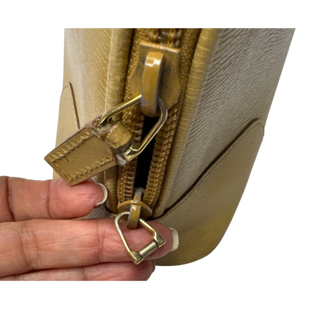 Gucci Beige Leather Tote Bag With Double Handles & Zipper Closure