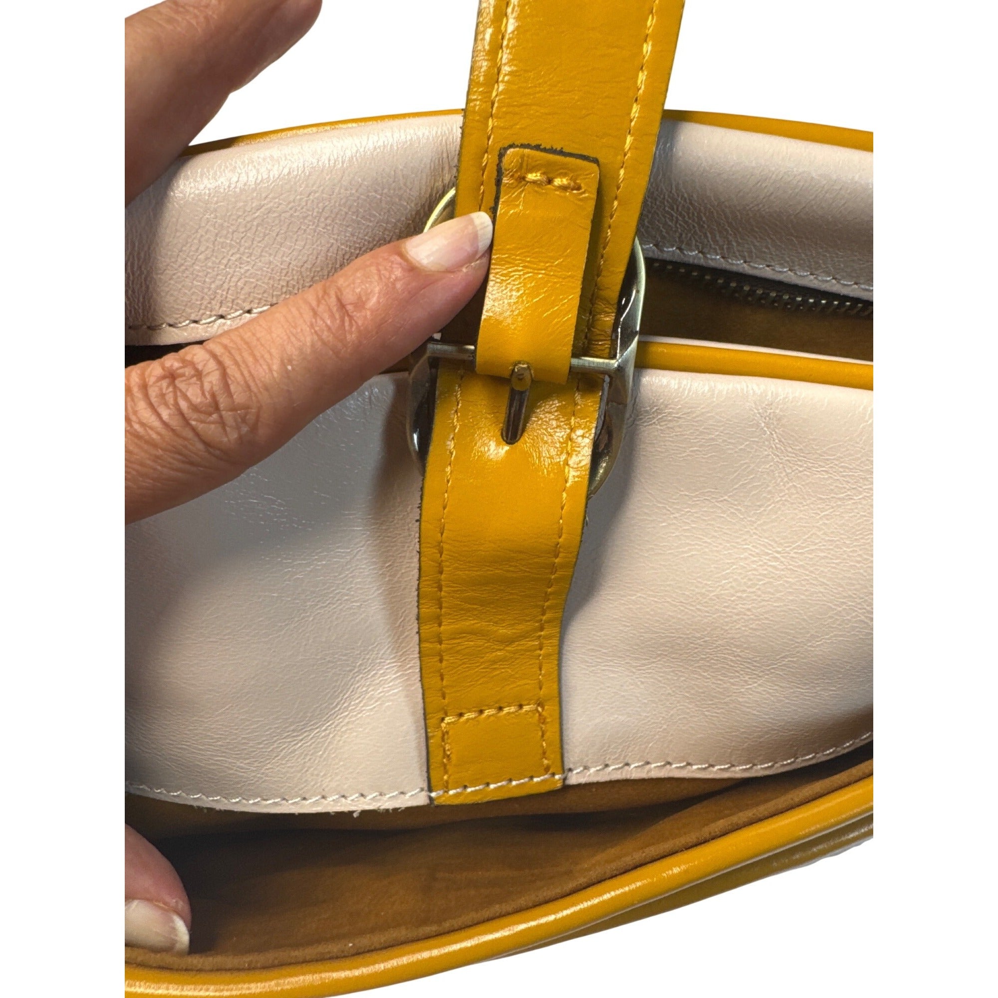 Patricia Nash Ivory/ellow Leather Crossbody Purse W/Buckle Detail/Adjust. Strap
