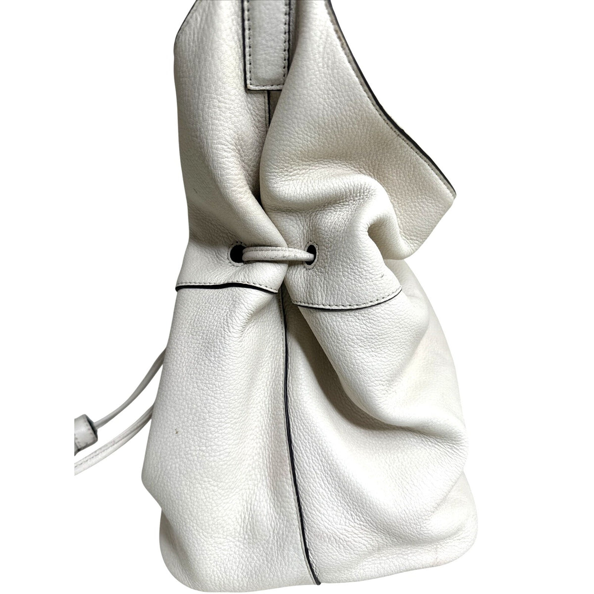 DKNY White Leather Drawstring Shoulder Bag With Tassels