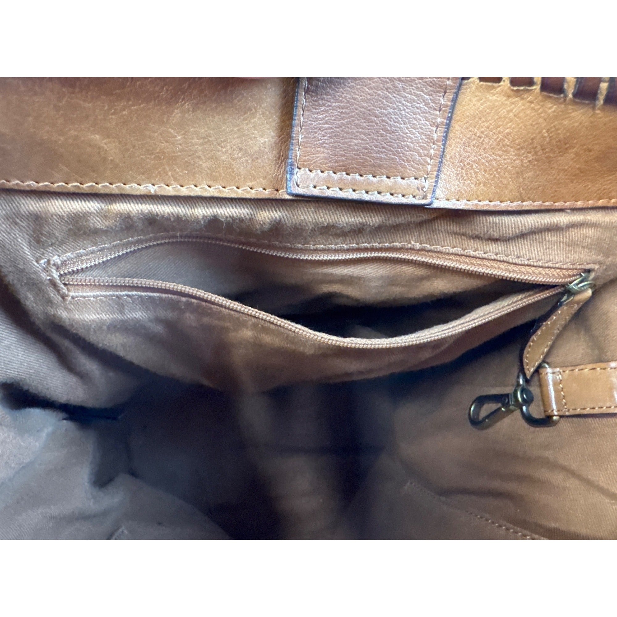 Woven Genuine Leather Brown Shoulder Bag W/Adjustable Strap & Inner Pockets