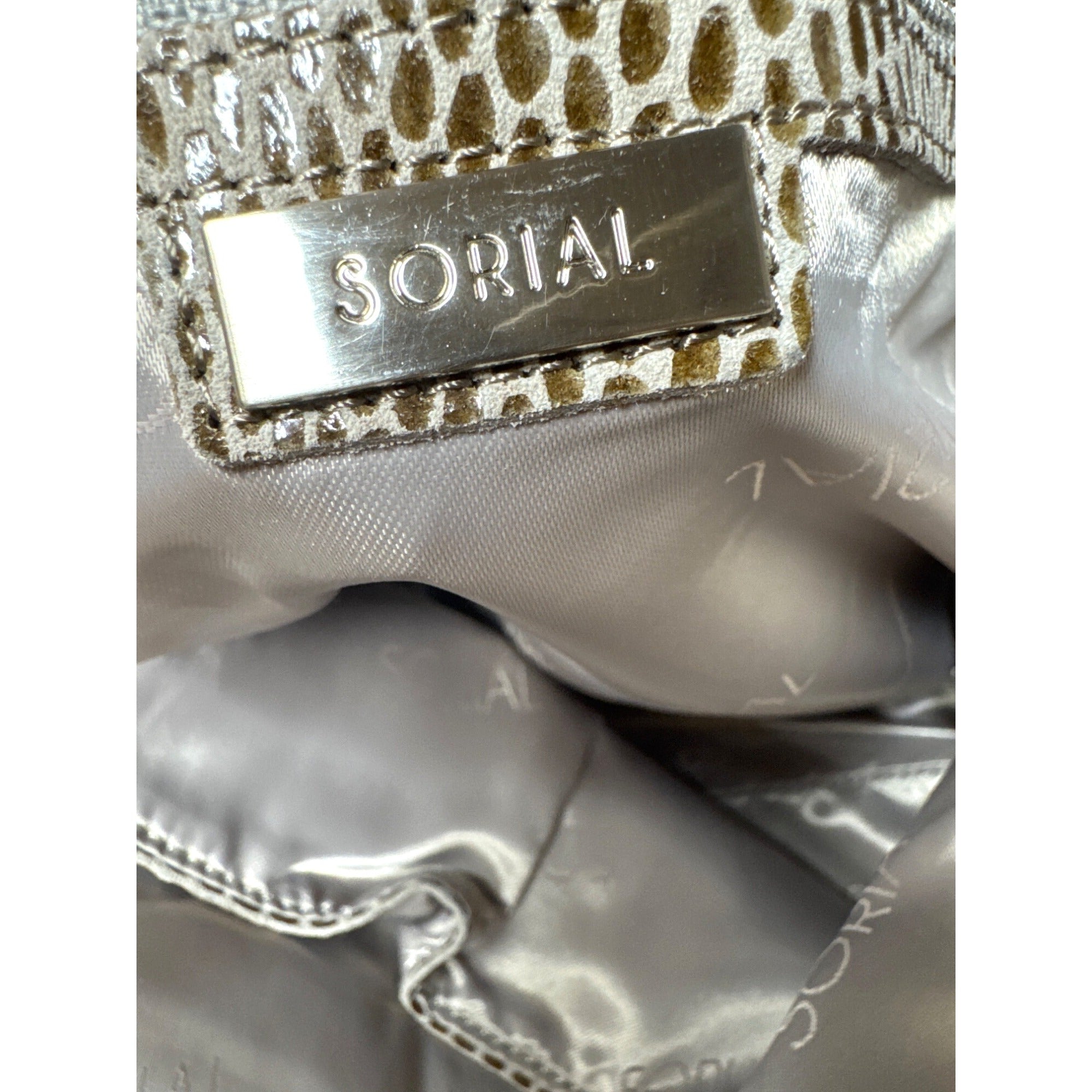 Sorial Large Beige Snake Print Tote Bag With Zippered Pockets & Double Handles